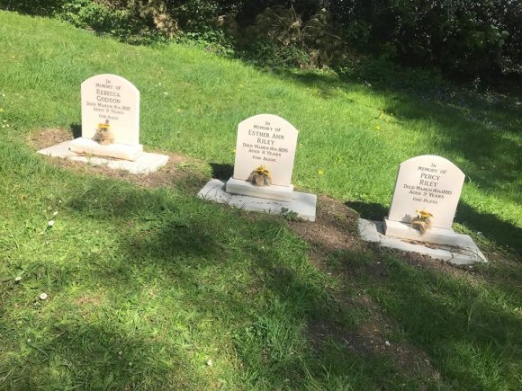 Plumbley Colliery Disaster headstones